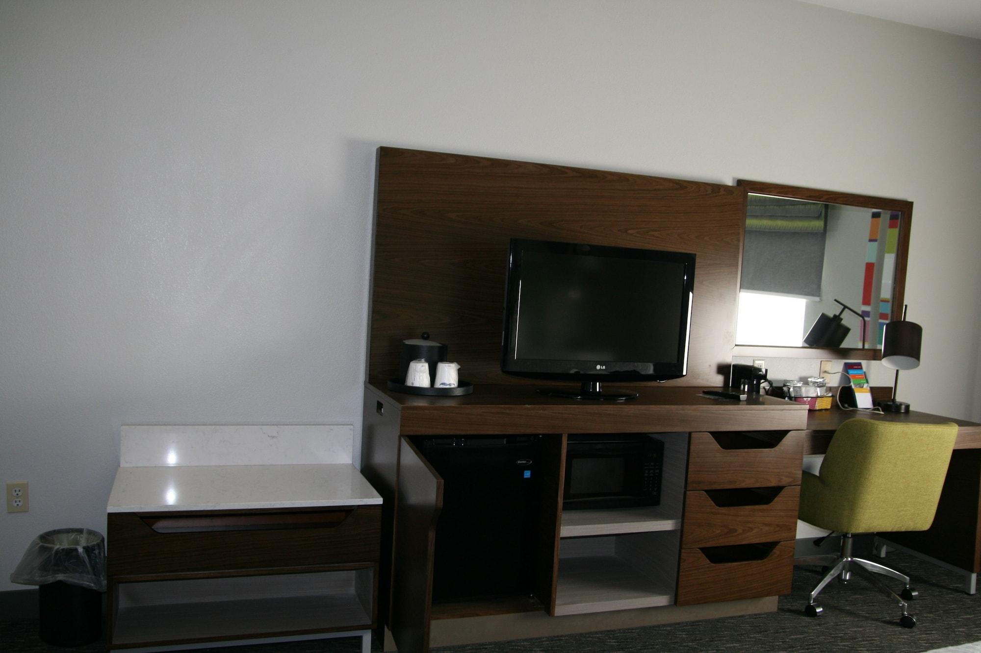 Hampton Inn Clarion Luaran gambar