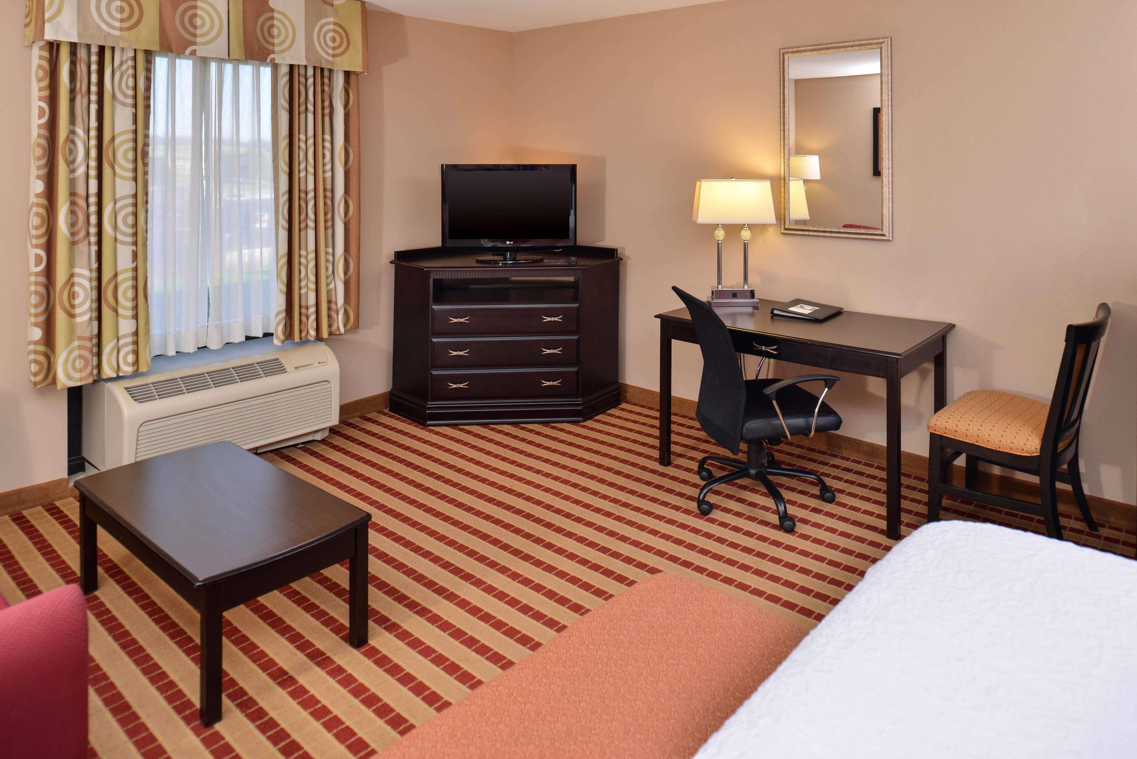 Hampton Inn Clarion Luaran gambar