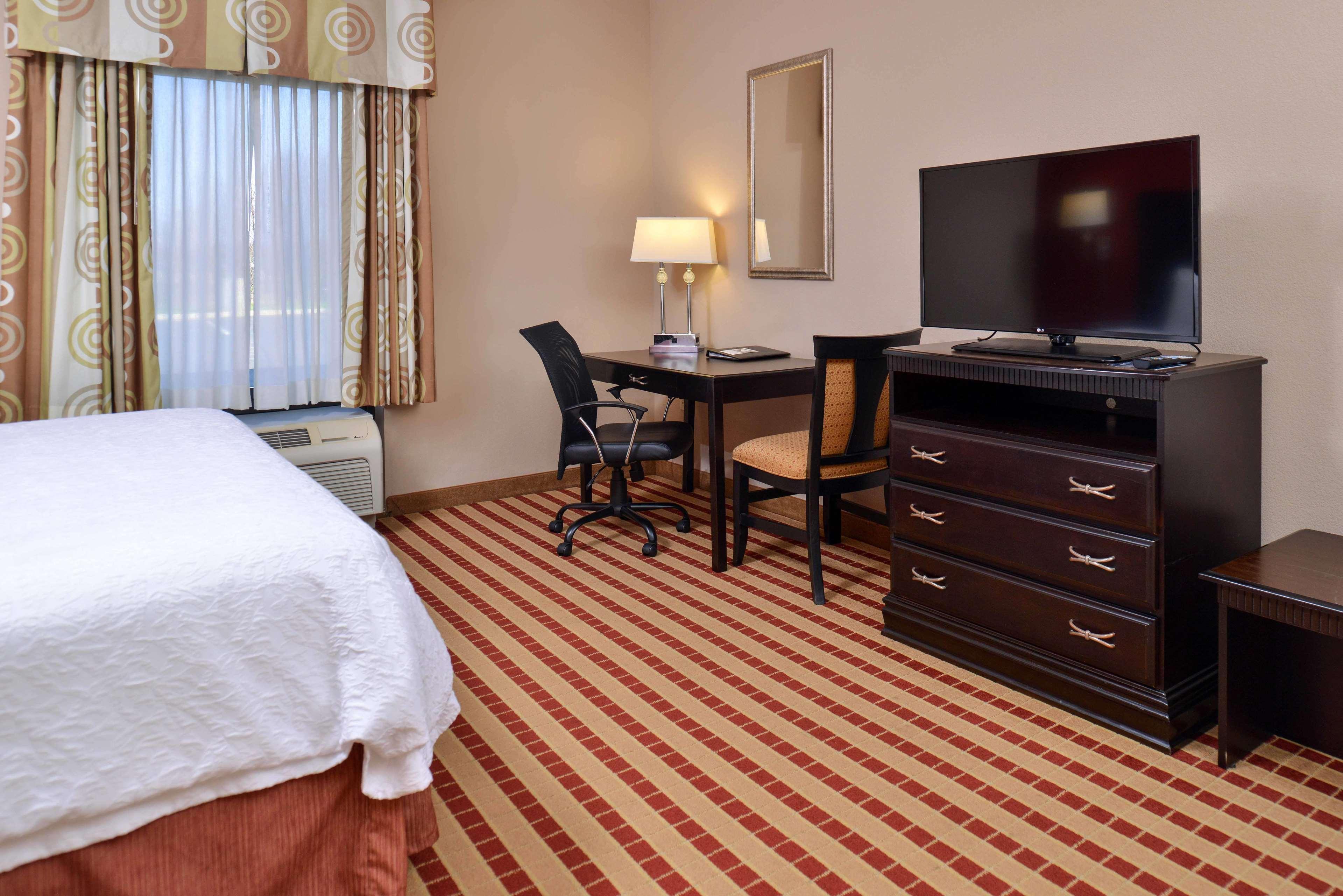 Hampton Inn Clarion Luaran gambar