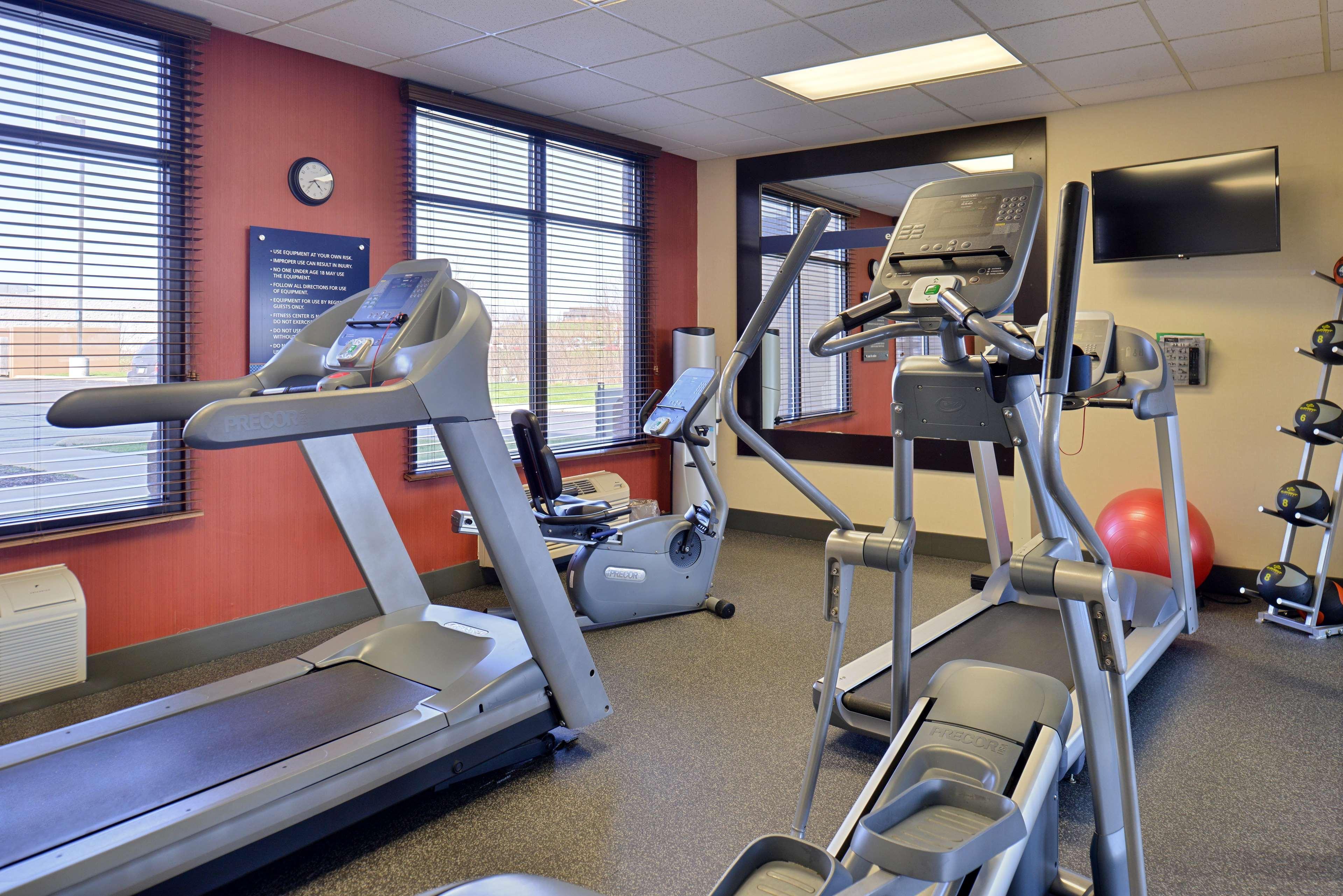 Hampton Inn Clarion Luaran gambar