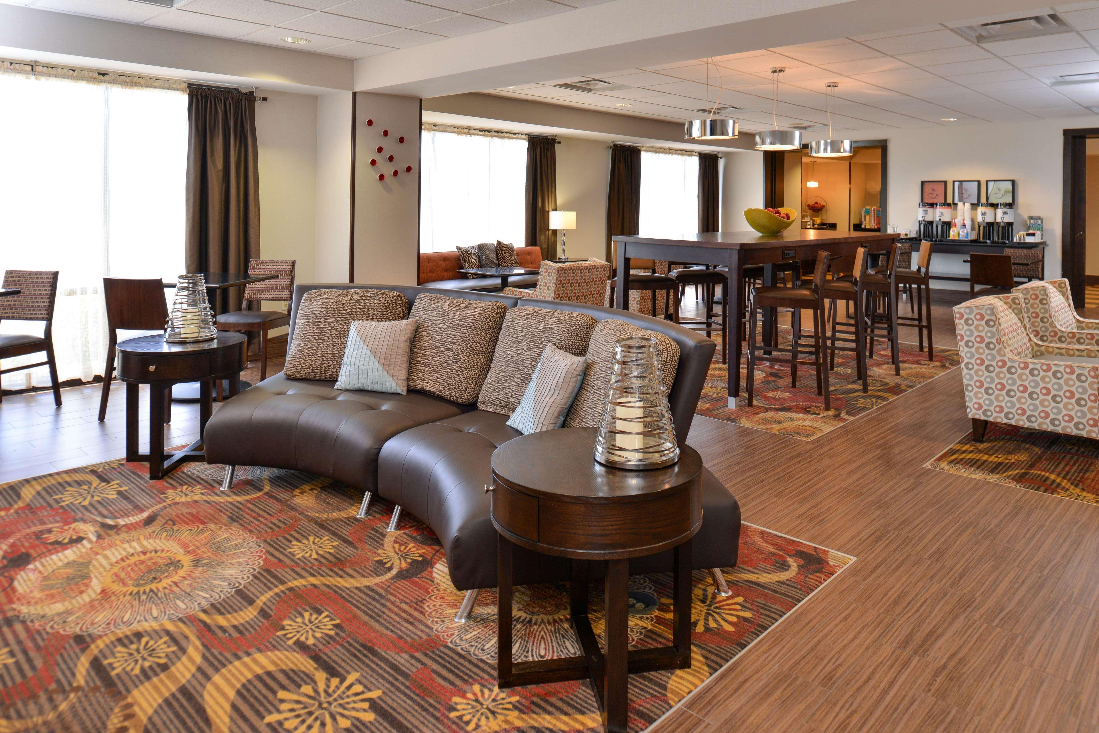 Hampton Inn Clarion Luaran gambar