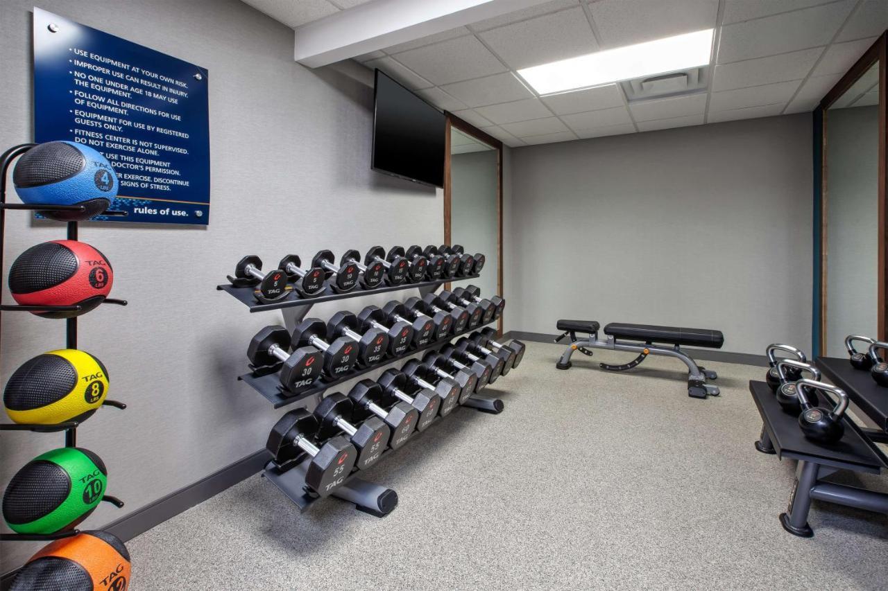 Hampton Inn Clarion Luaran gambar