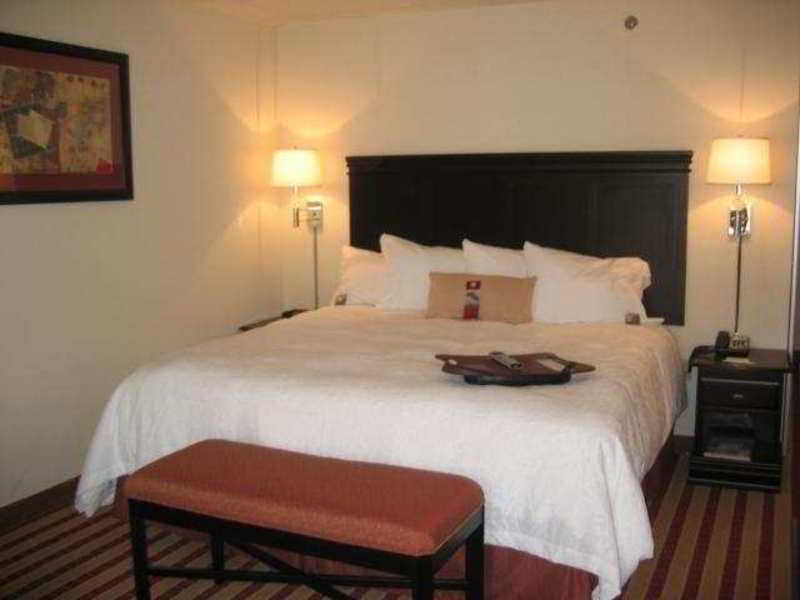 Hampton Inn Clarion Bilik gambar